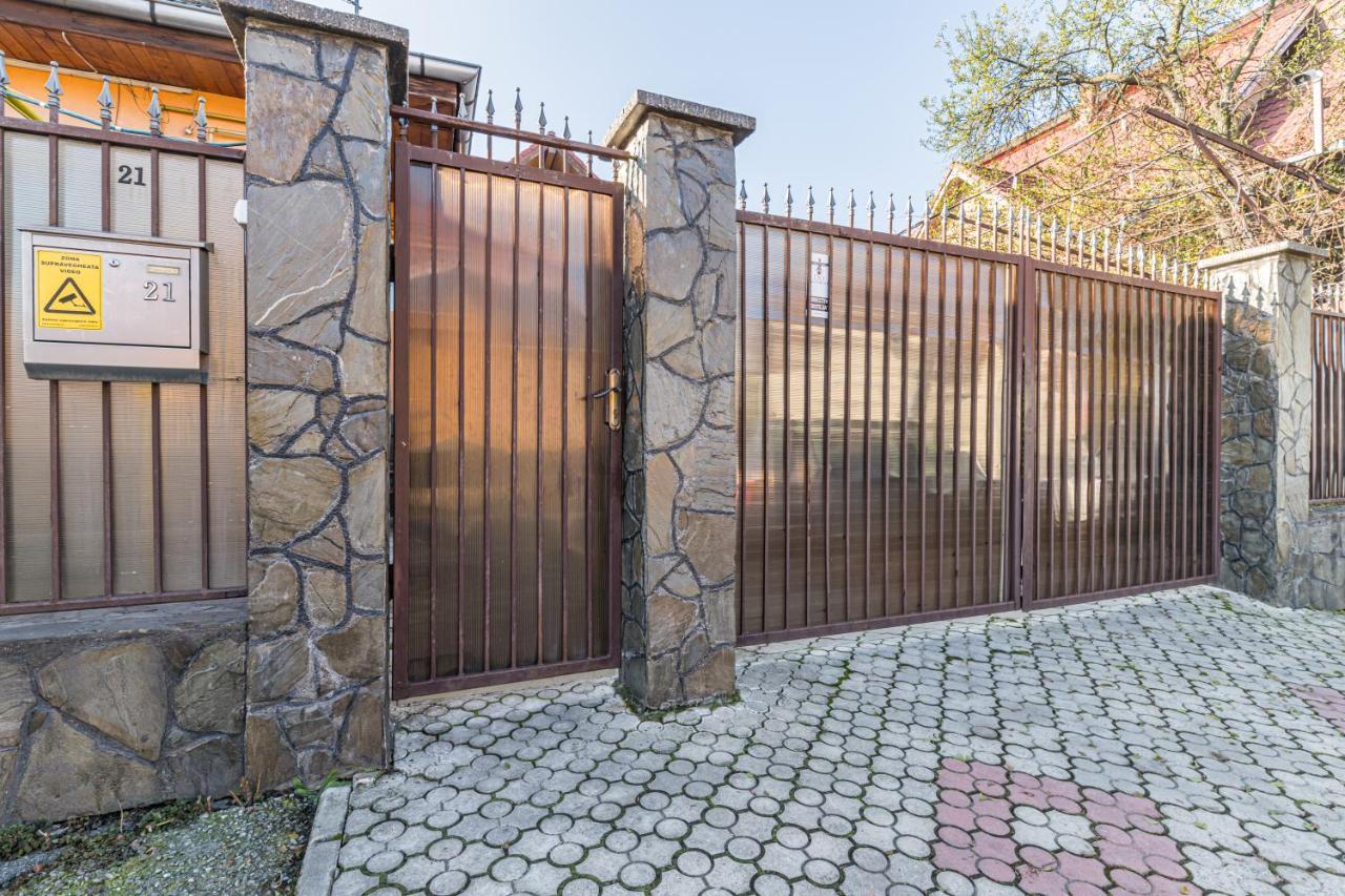 Villa Casa David Săcele Exterior foto